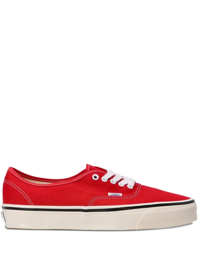 Vans Vans ロゴパッチスニーカーの商品画像