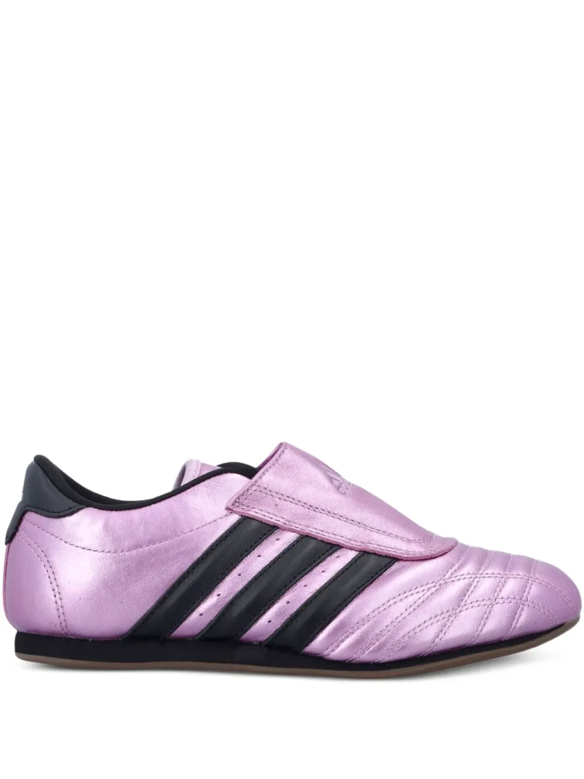 adidas テコンドー・ストライプス スリップオン スニーカー - 画像1