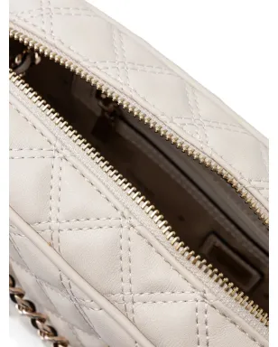 GUESS USA Giully キルテッド チェーンストラップ クロスボディバッグ - サムネイル4