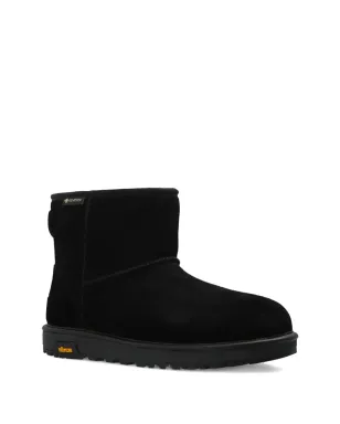 UGG ミニ GTX スエード ブーツ ブラック - サムネイル2