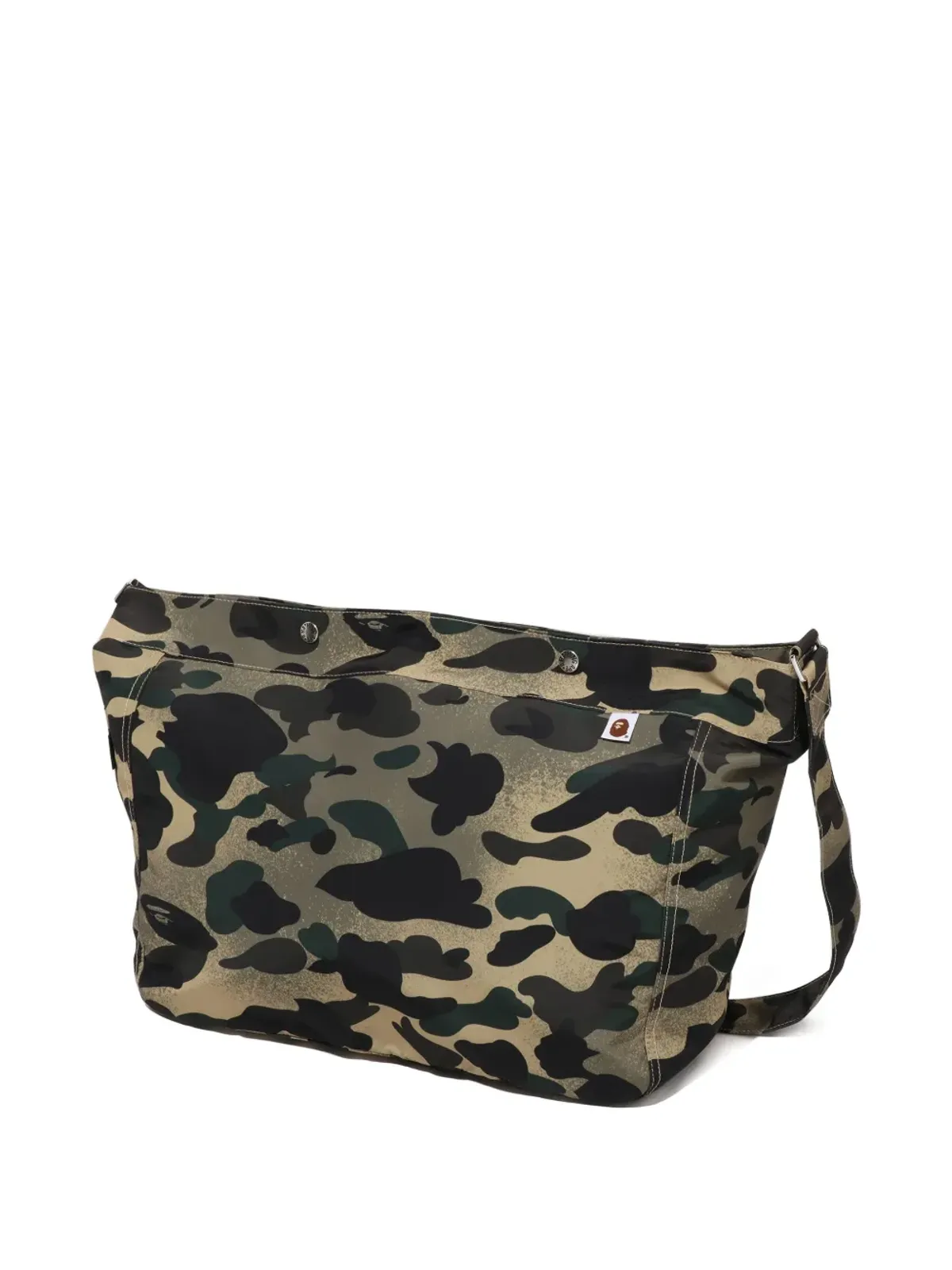 A BATHING APE® カモフラージュ柄メッセンジャーバッグ - 画像2