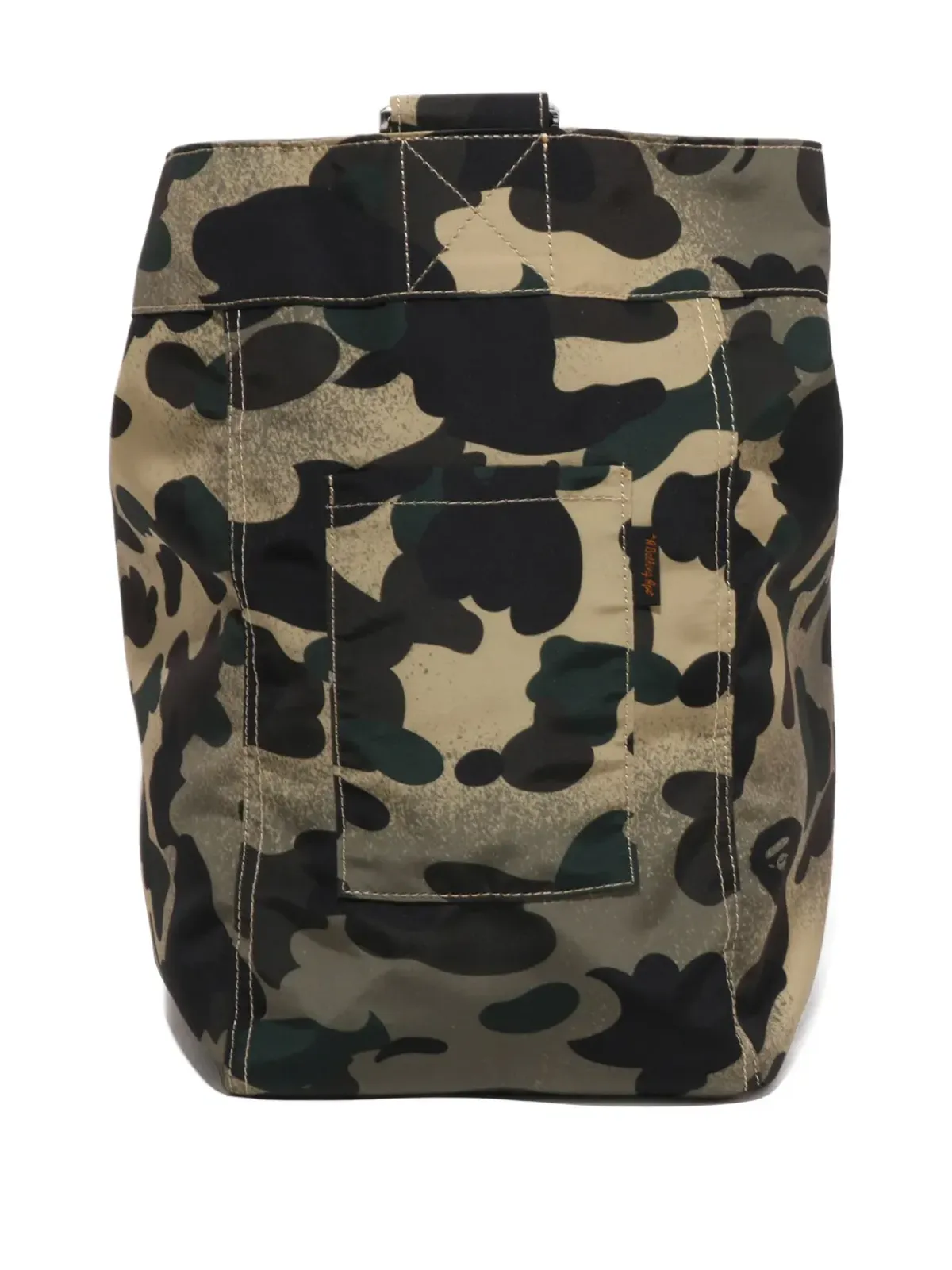 A BATHING APE® カモフラージュ柄メッセンジャーバッグ - 画像3