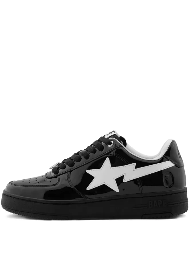 A BATHING APE® A BATHING APE® ロゴパッチ レースアップ スニーカー - ブラックの商品画像