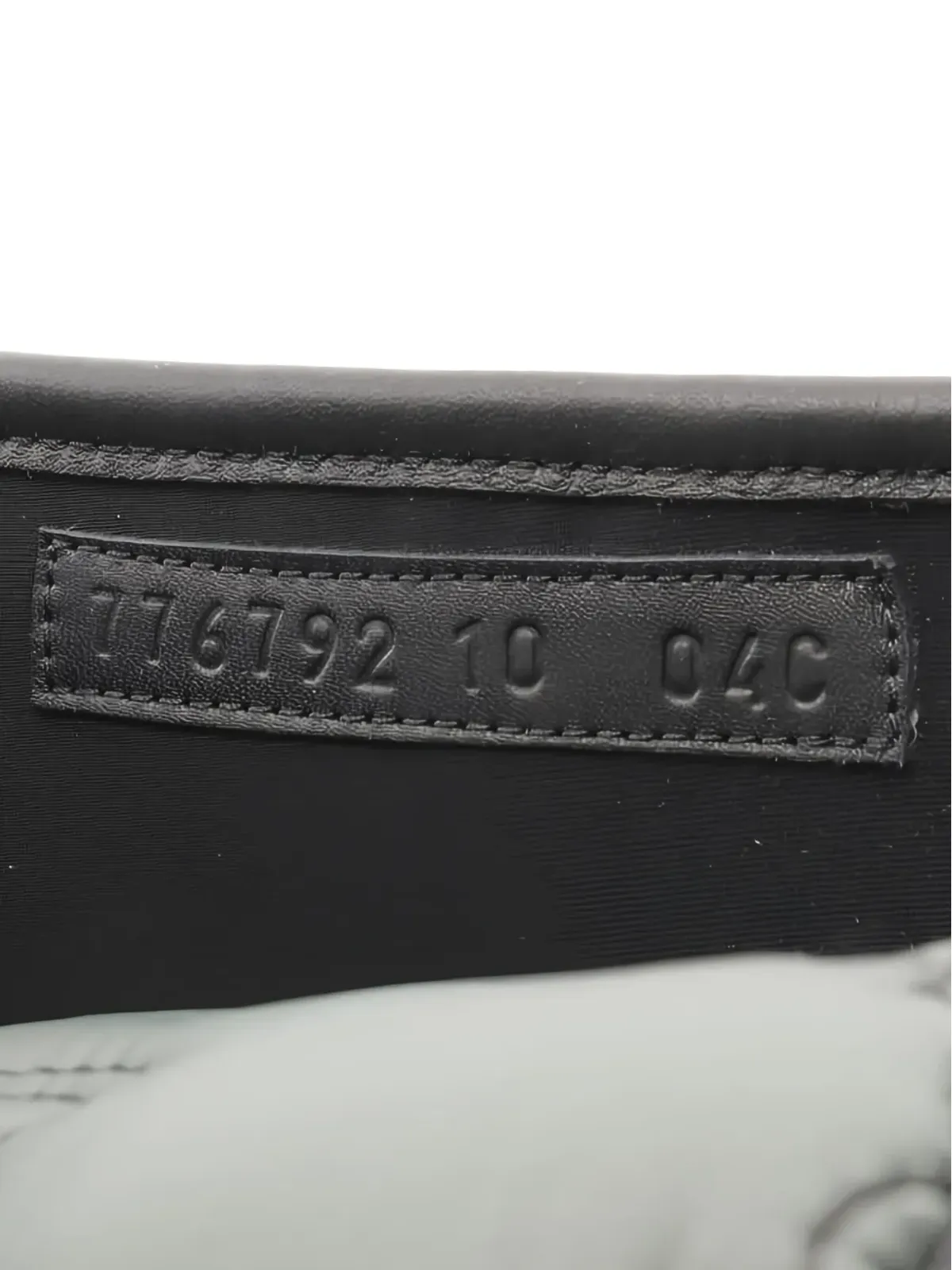 Gucci Pre-Owned 20s GGキルテッドバックルサンダル - 画像4