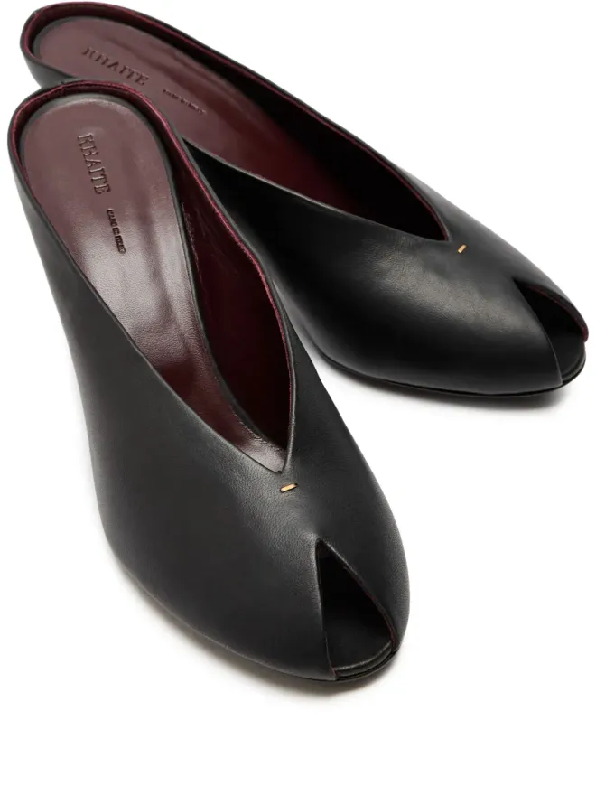 KHAITE KHAITE クローク・ペップトゥ・サンダルの商品画像