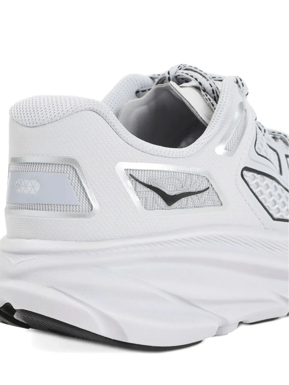 HOKA Clifton One9 パネルドスニーカー - 画像4