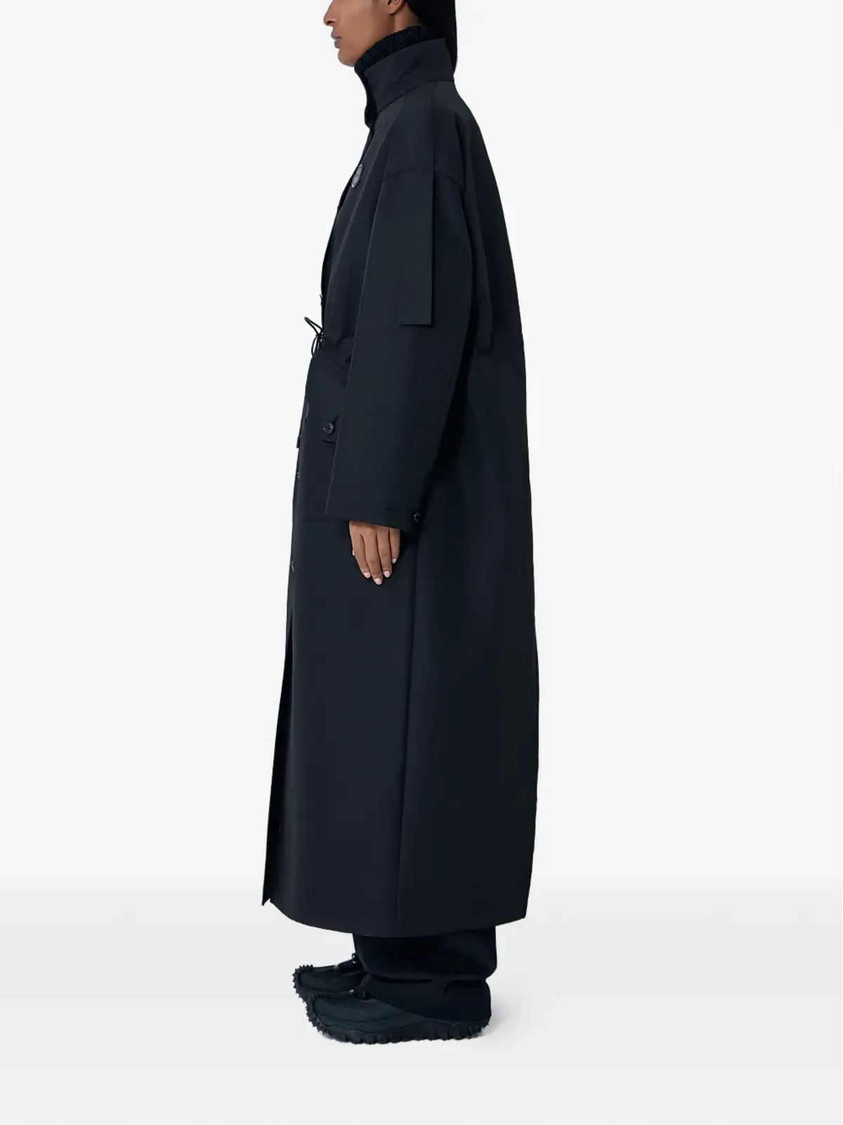 Moncler x EE72 by Edward Enninful ロゴパッチ付きボタン留めレインコート - 画像2