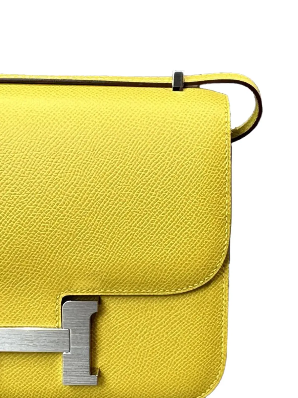 Hermès ビンテージ 2023年 コンスタンス18 ミニミラー エプソム パラジウム金具 ミニバッグ - イエロー - 画像4