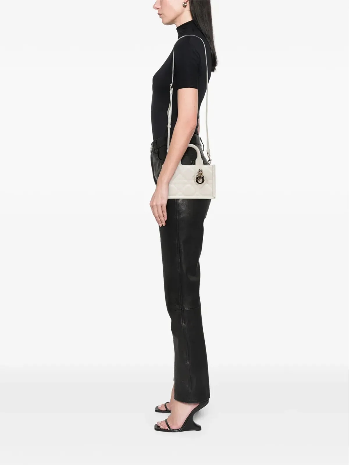 Christian Dior ビンテージ 2024 ミニ カーフスキン マクロカネージュ ブックトート サッチェル - ホワイト - 画像2