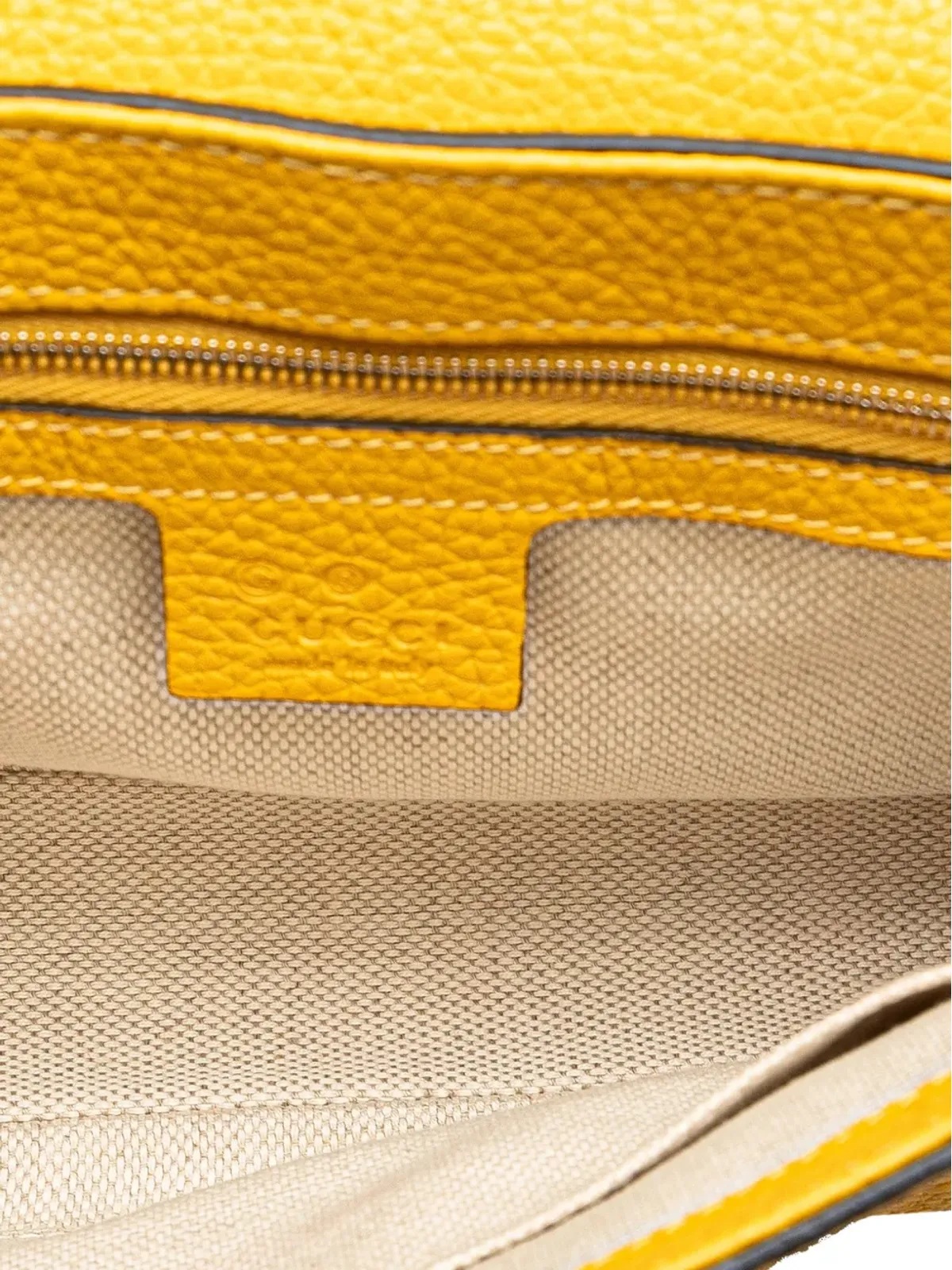 Gucci ビンテージ 2000-2015 ミディアム レザー ソーホー チェーンフラップ クロスボディバッグ イエロー - 画像5