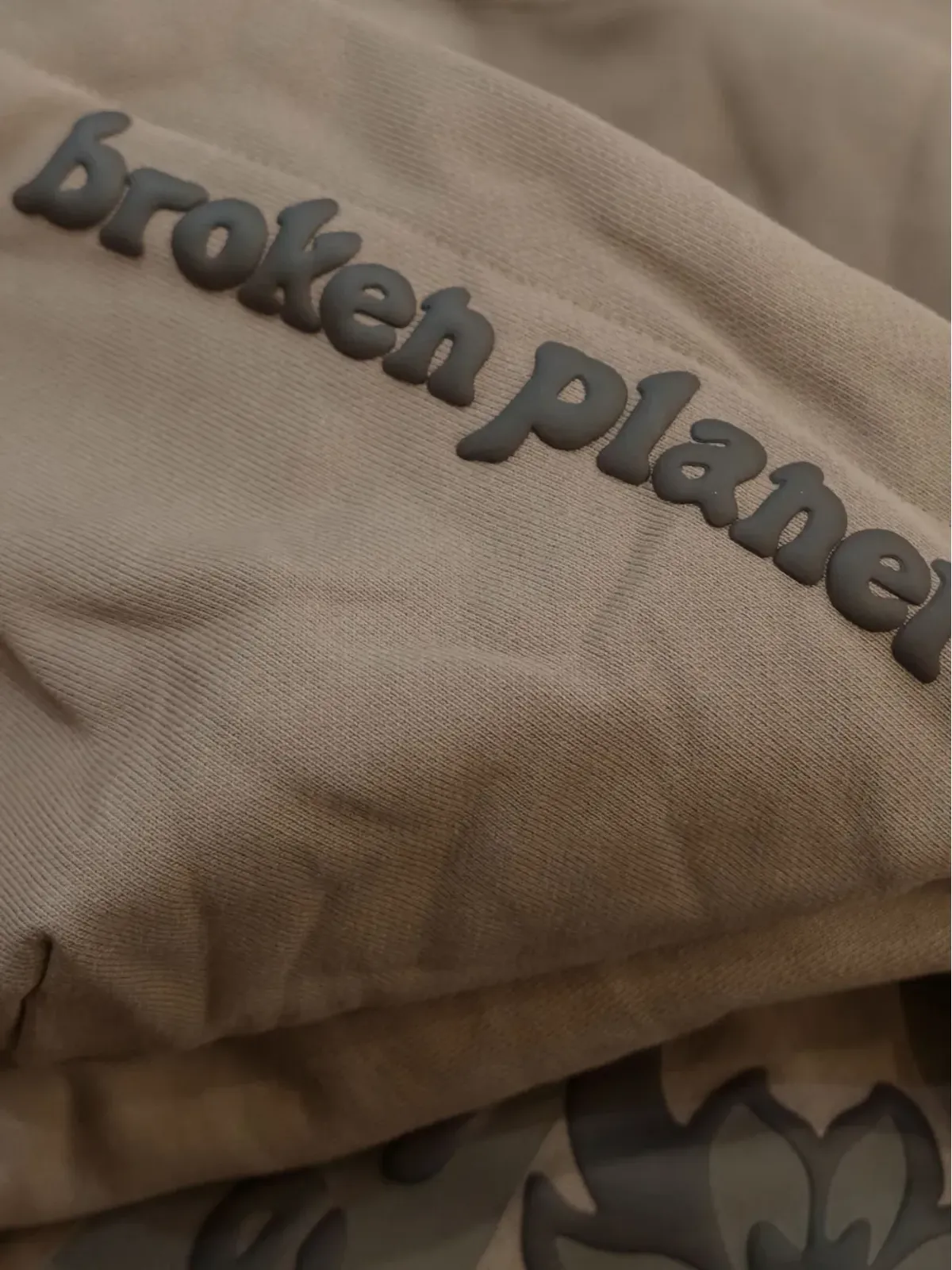 BROKEN PLANET Market Off The Grid フーディ - 画像2