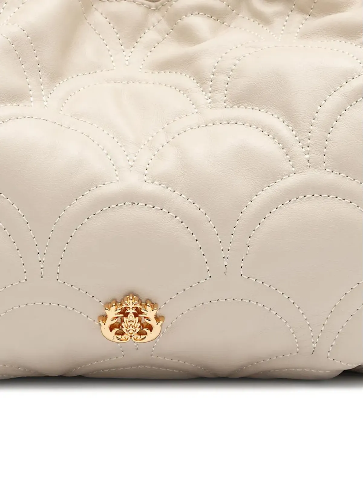 Isla Sirena Cocoon scalloped chain shoulder bag - Neutrals - 画像4