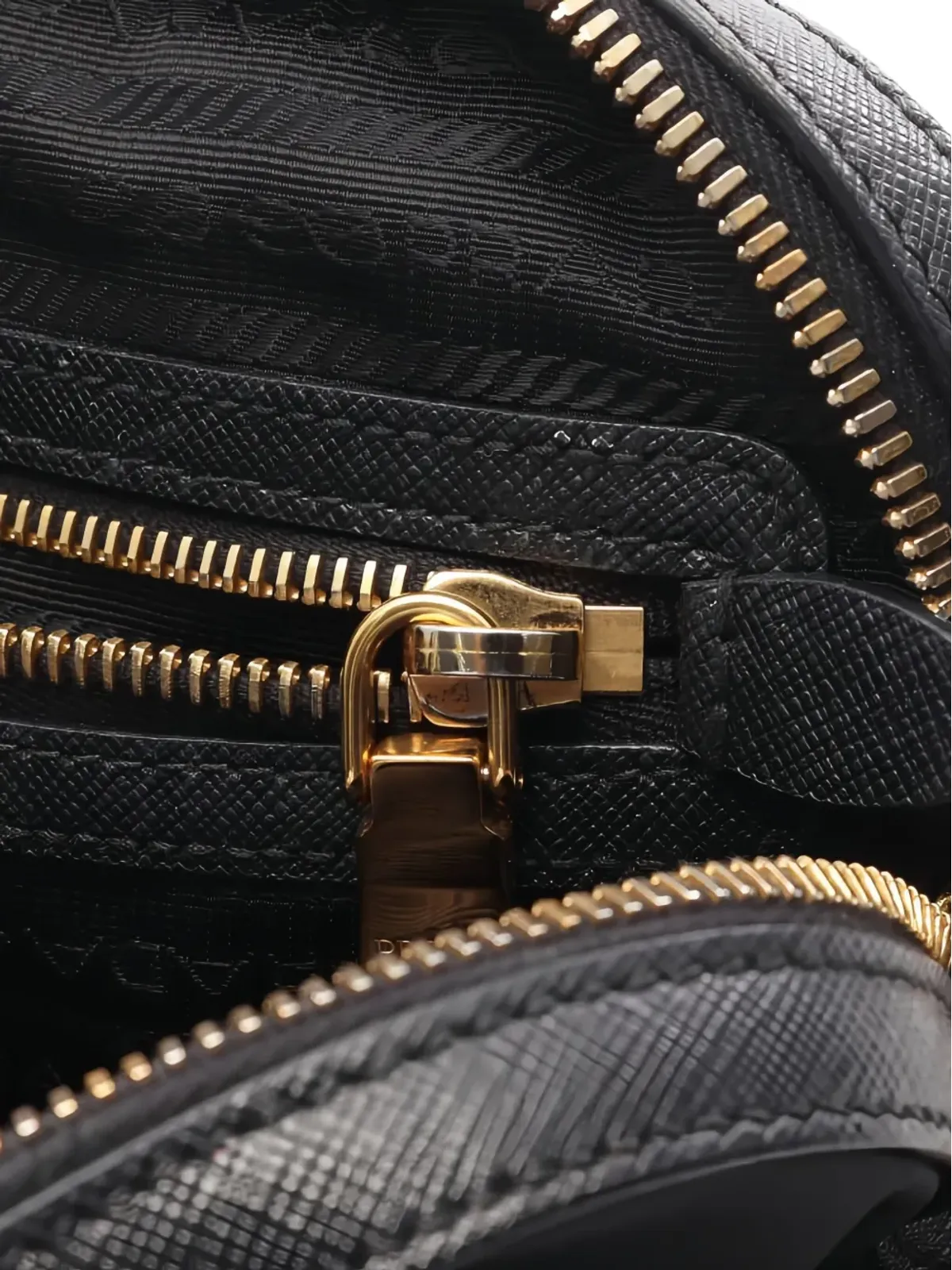Prada ビンテージ 2000年代 サフィアーノ・テッソート トートバッグ ブラック - 画像5