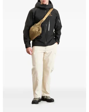 Arc'teryx アルファ SV フード付きジップアップジャケット ブラック - サムネイル2