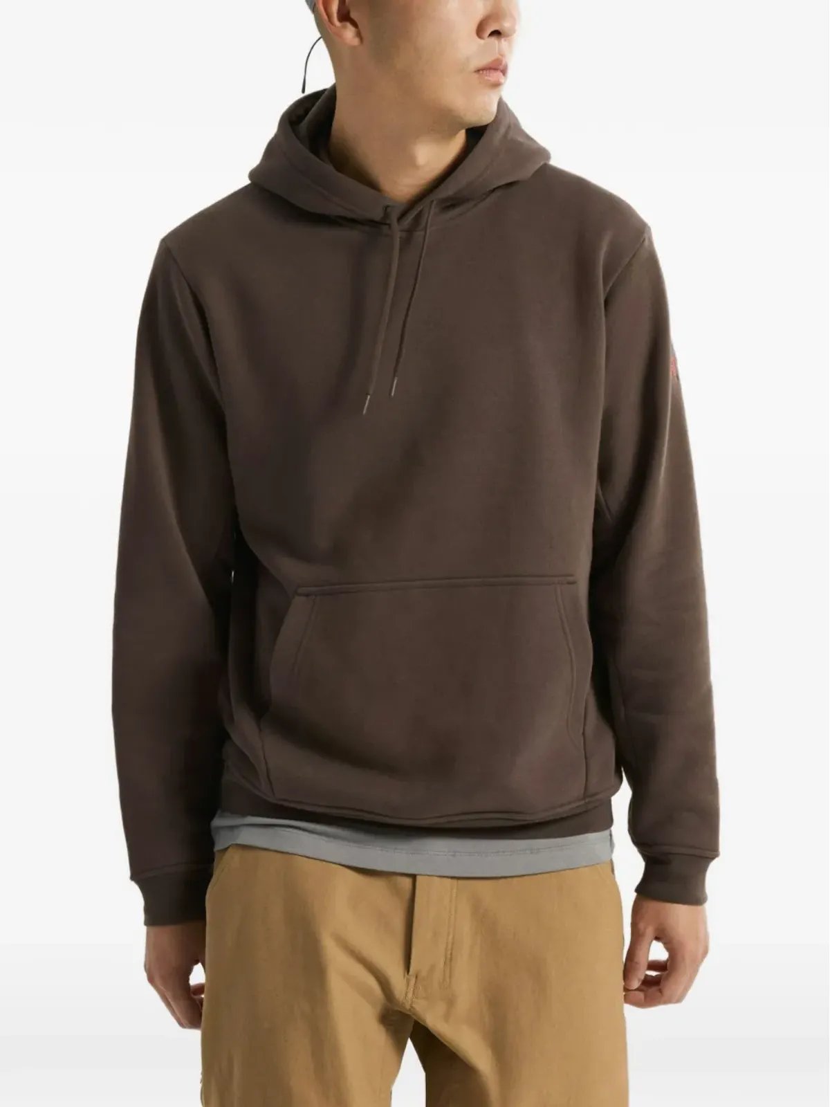 Arc'teryx エンブレム フード付きポケットフーディ - 画像2