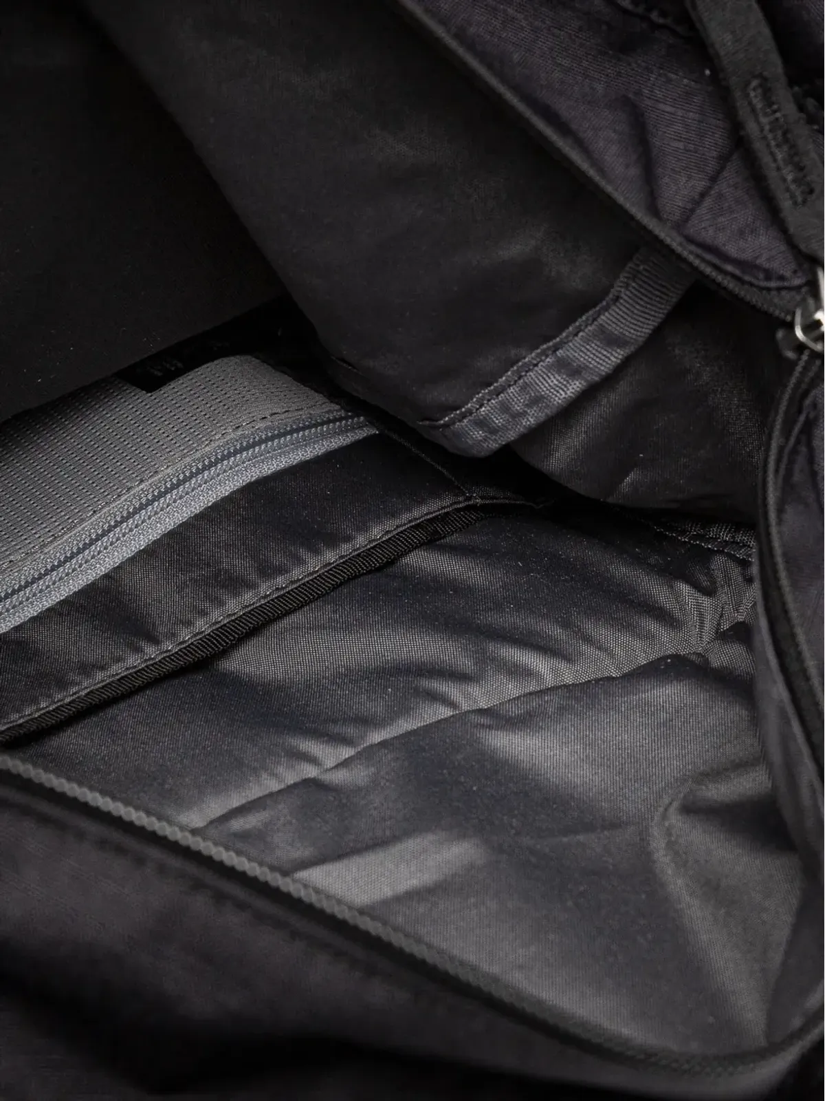 JACK WOLFSKIN アイランドバックル ロールトップ バックパック - 画像5