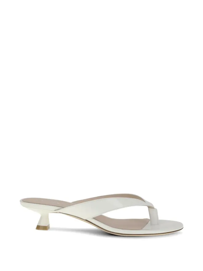 Stuart Weitzman Stuart Weitzman Rio アーモンドトゥ・ストラップサンダルの商品画像