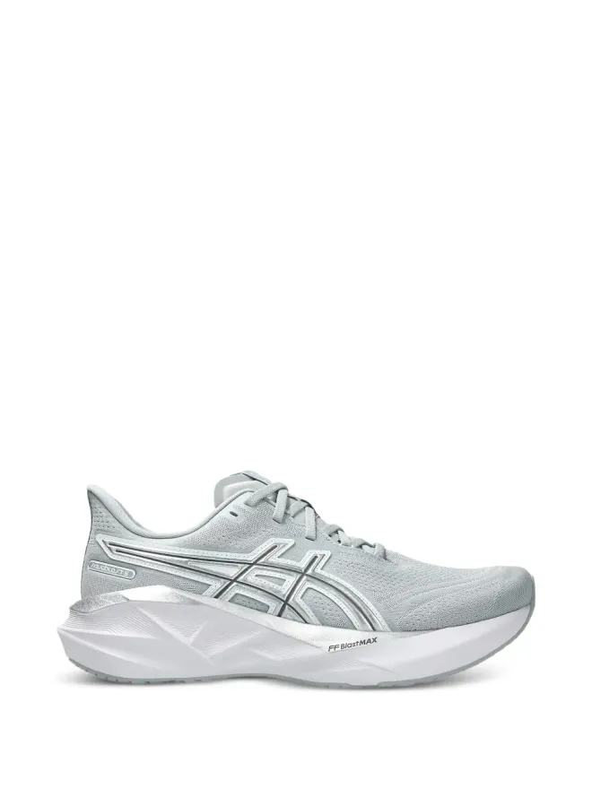 ASICS ASICS Novablast 5 ATC スニーカーの商品画像