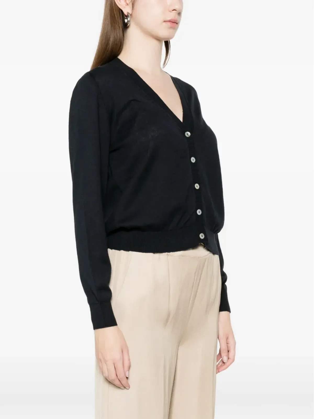BeYou V-neck buttoned cardigan - Black - 画像3