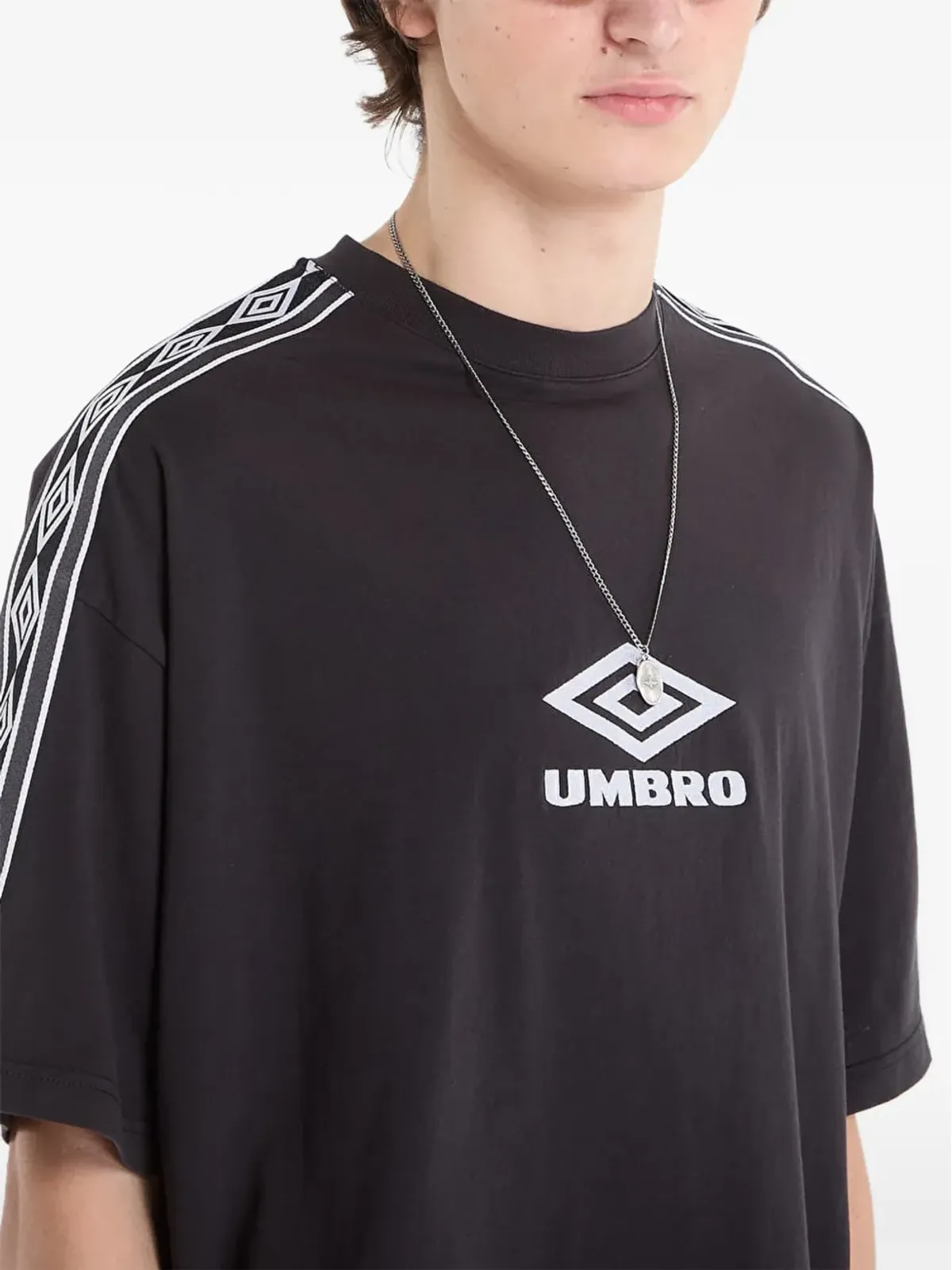 UMBRO テープ ラウンドネック Tシャツ - 画像4