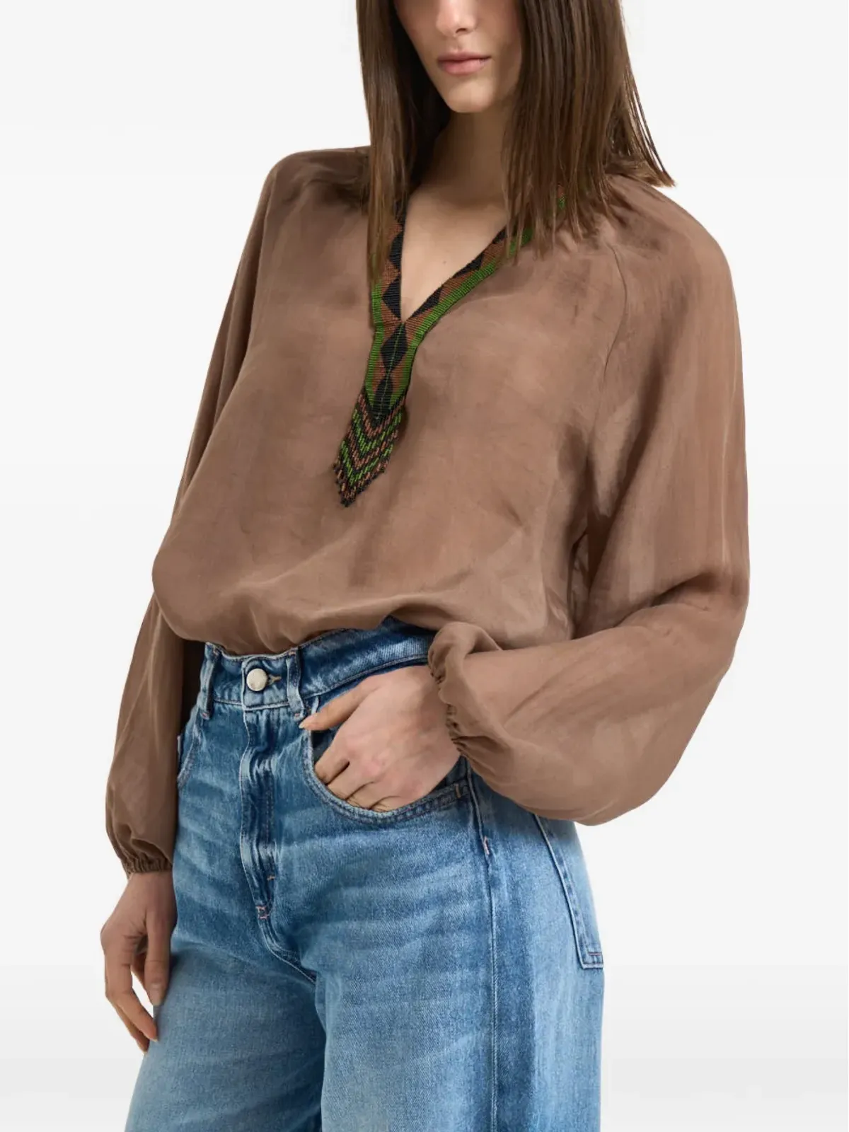 Bazar Deluxe ビーズディテールVネック ブラウス - Brown - 画像3
