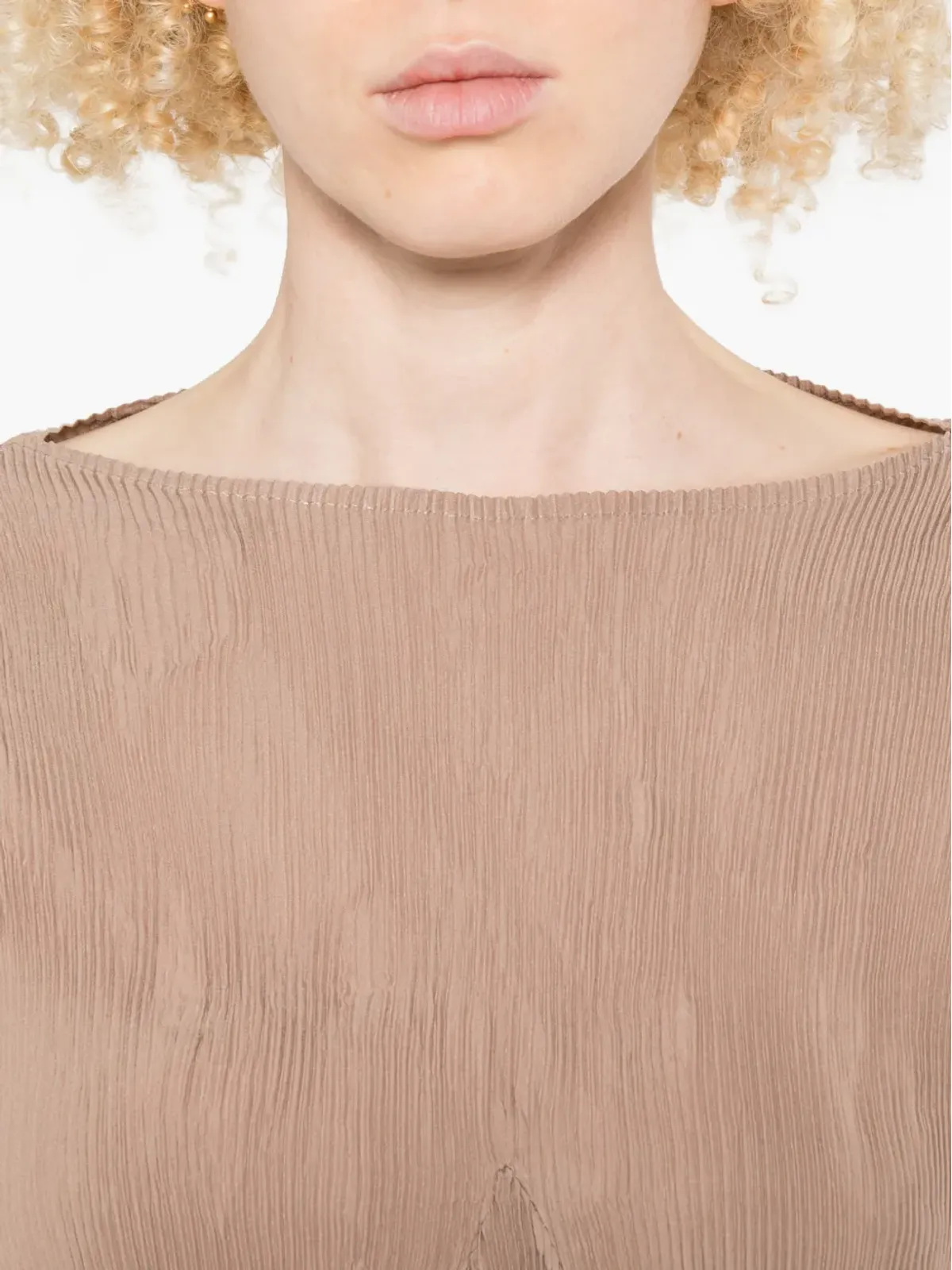 Gongdid Design プリーツ入りショートスリーブトップ - 画像5