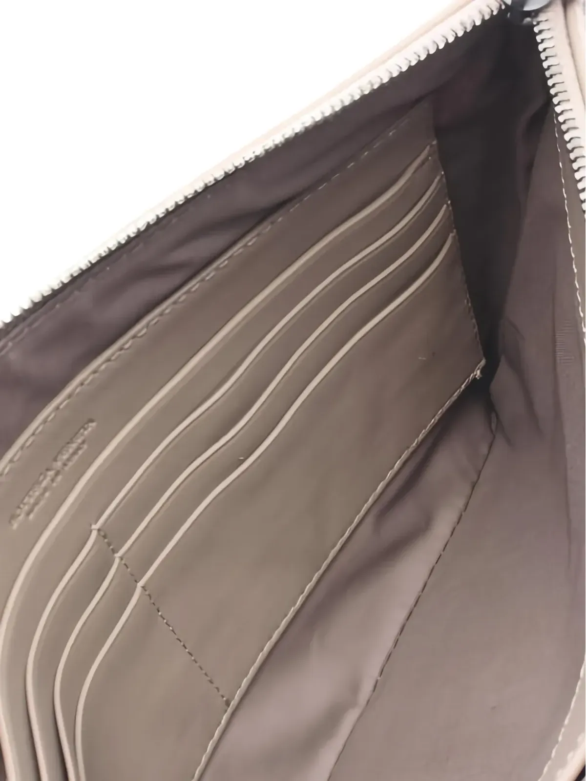 Bottega Veneta ビンテージ イントレチャートレザー クラッチバッグ（2010年代） - 画像3