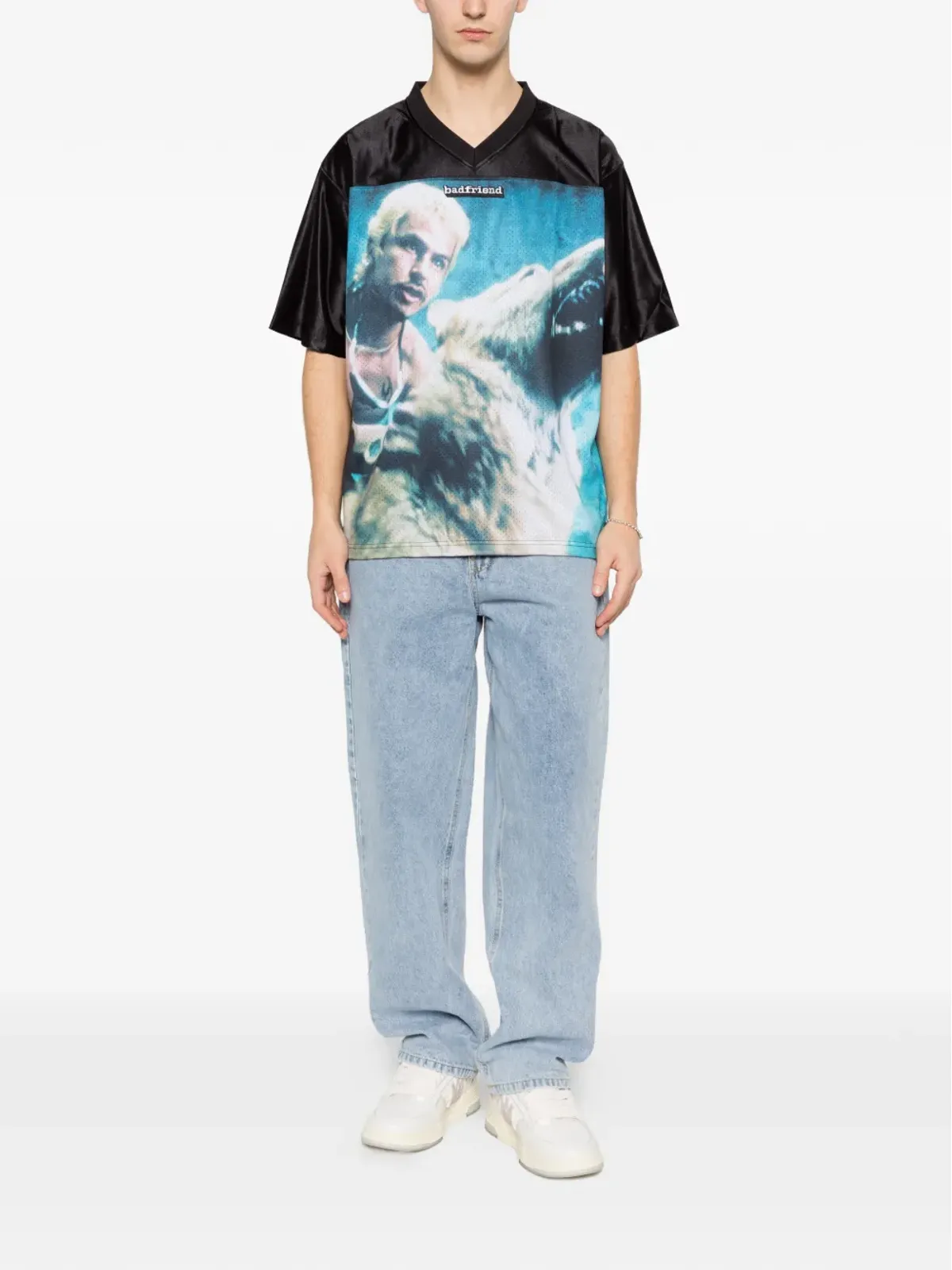 BADFRIEND プリントVネックTシャツ - 画像2
