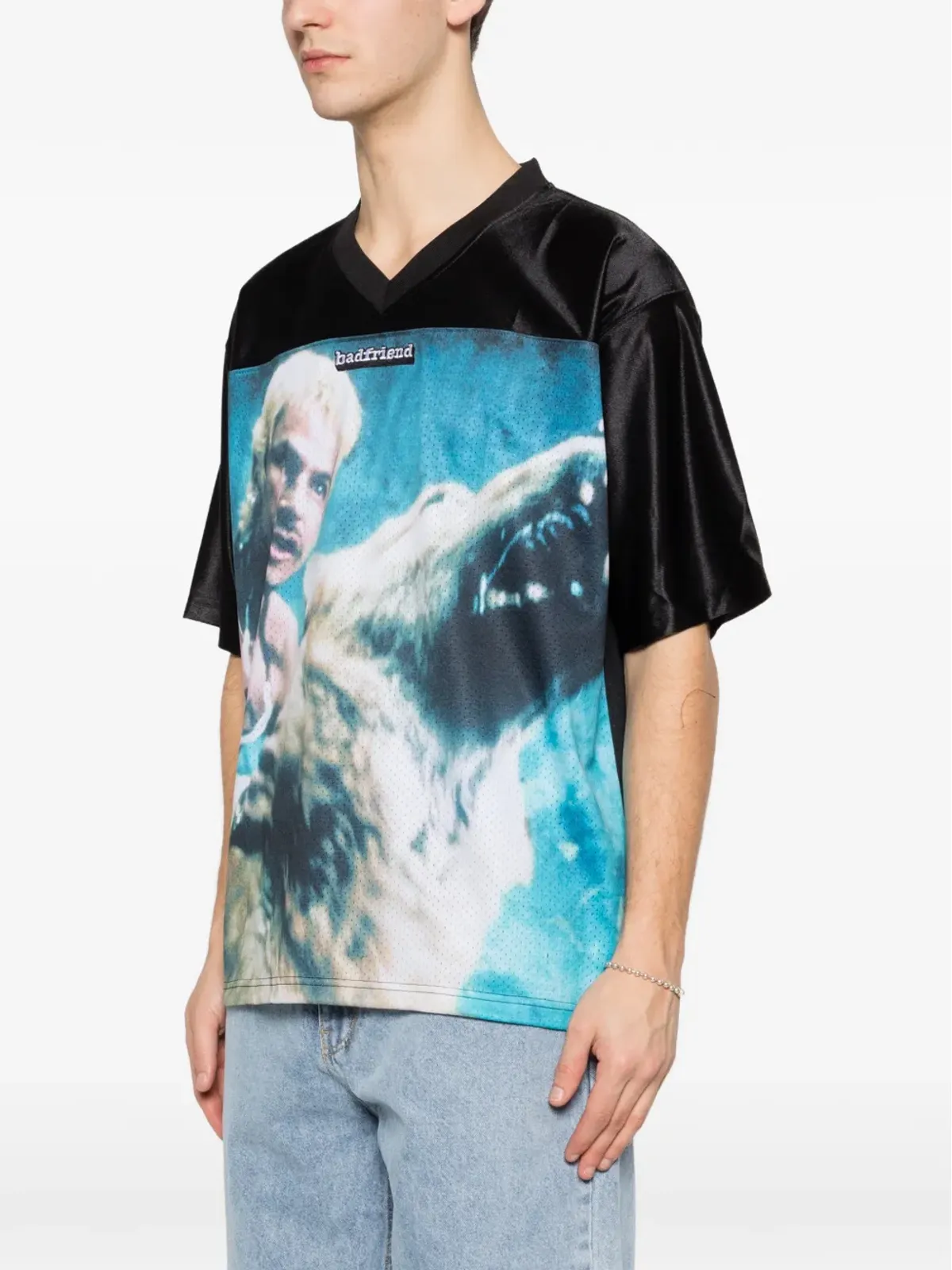 BADFRIEND プリントVネックTシャツ - 画像3