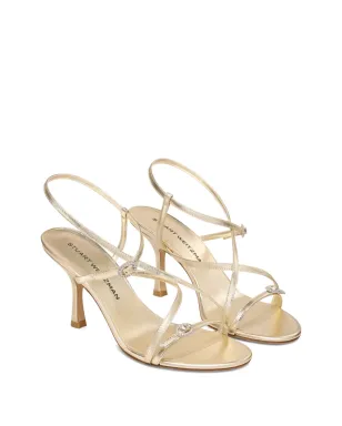 Stuart Weitzman ケンジントン ストラッピー クリスタル付きヒールサンダル（ゴールド） - サムネイル2