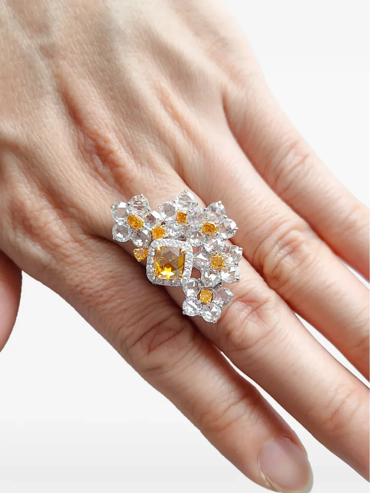 HYT Jewelry 花形ダイヤモンド カクテルリング - 画像2