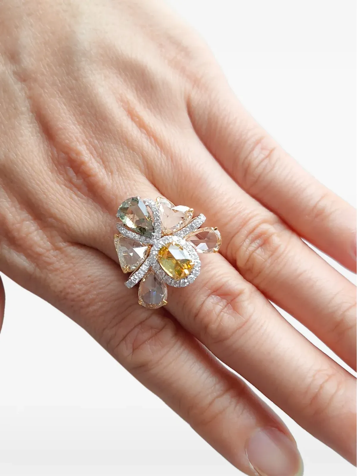 HYT Jewelry 蝶形ダイヤモンドカクテルリング - 画像2