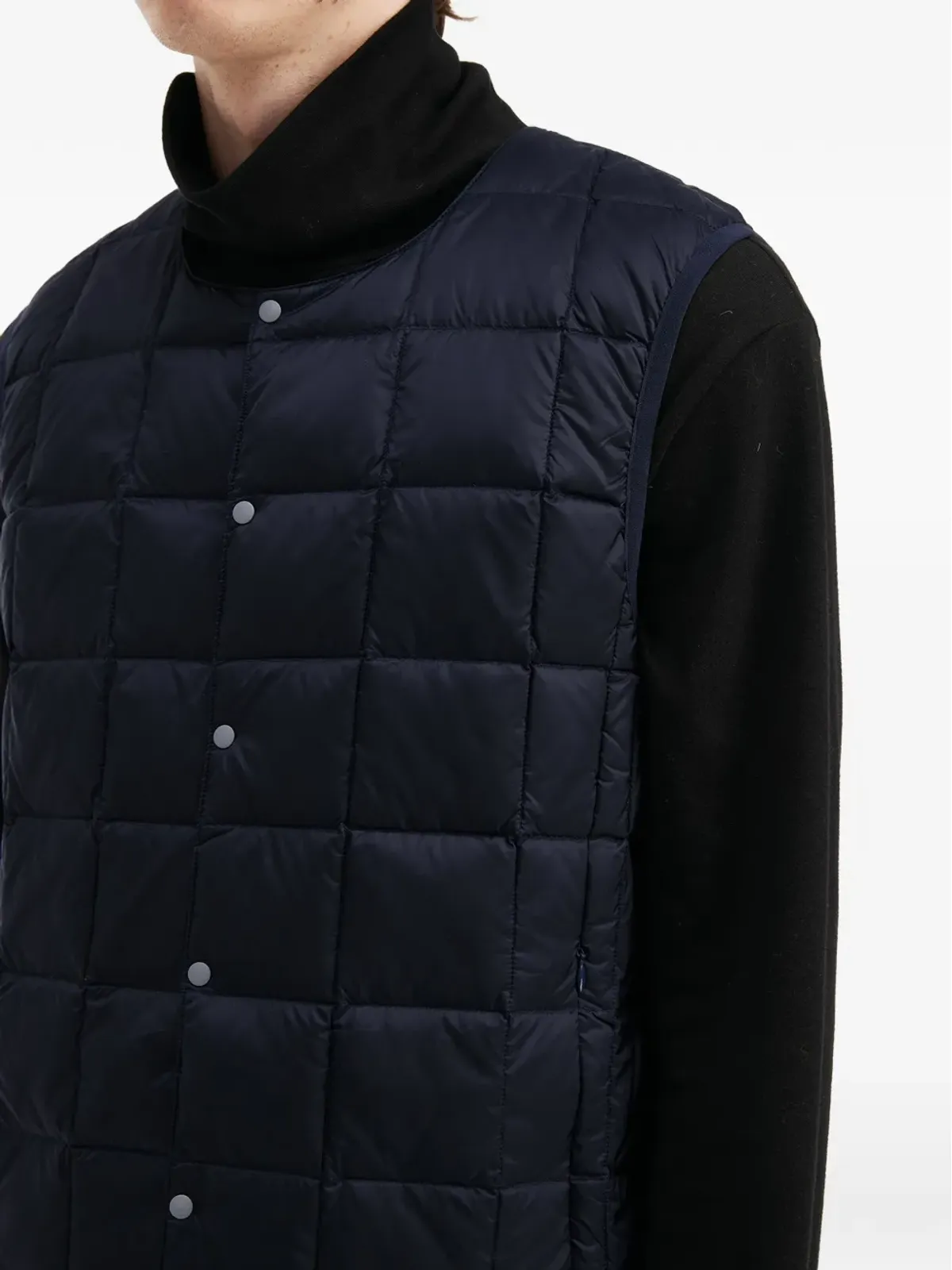 Taion ジレ（キルテッド・ボタン留め） - 画像5