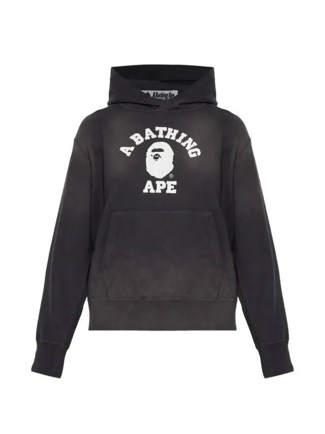 A BATHING APE® A BATHING APE® ロゴディテール フーディーの商品画像
