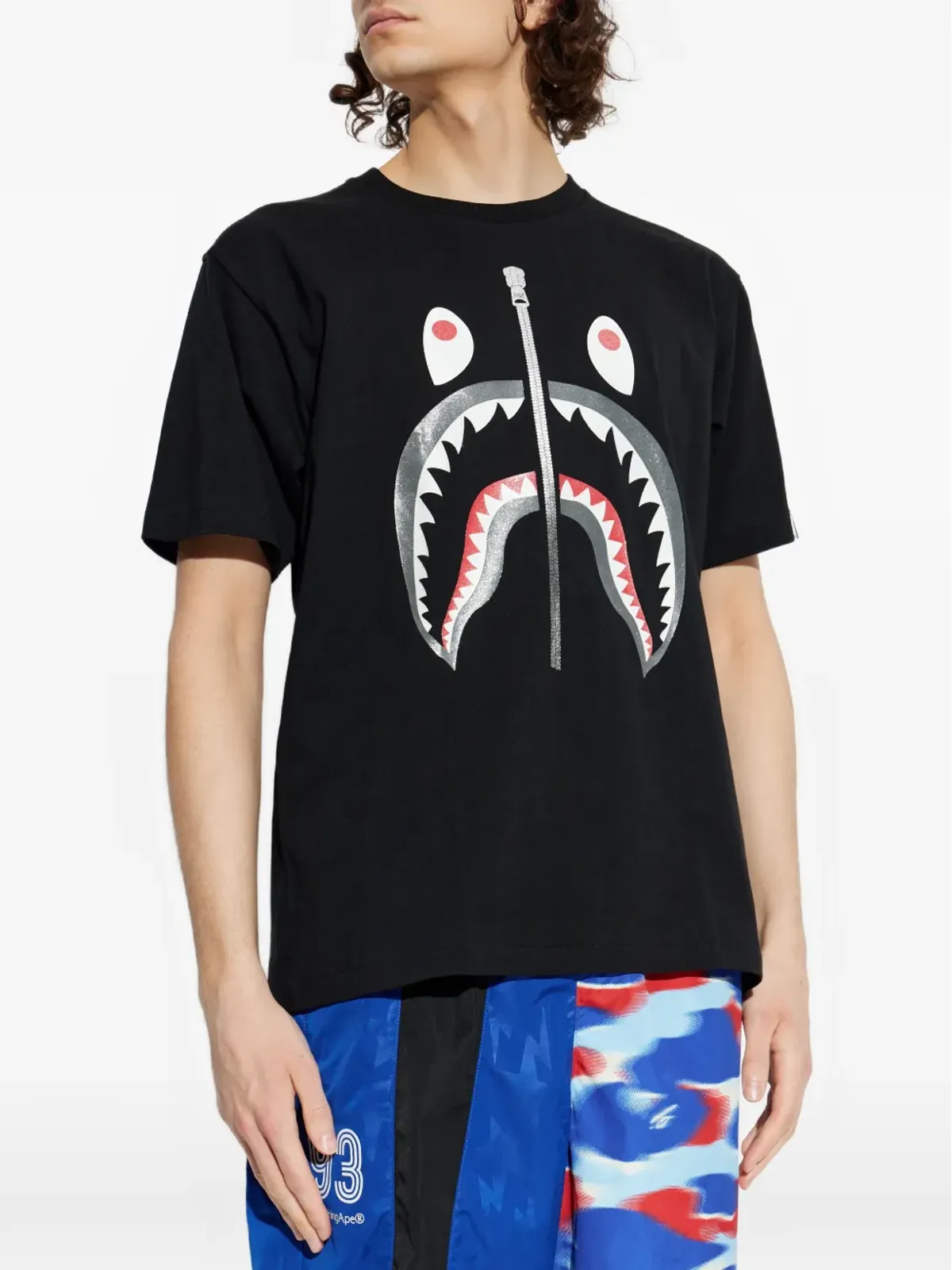 A BATHING APE® シャークグラフィックTシャツ ブラック - 画像3