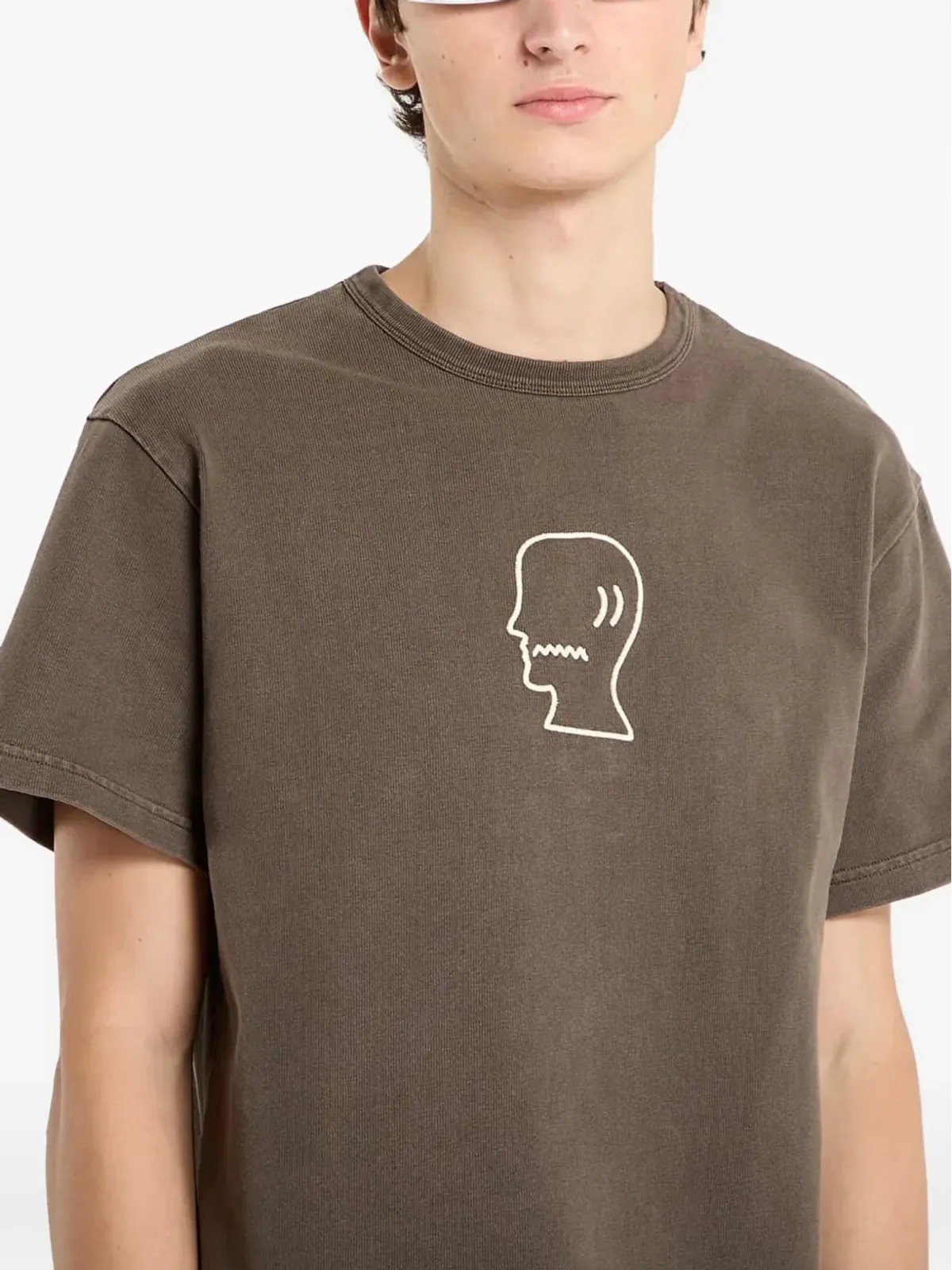 Brain Dead ロゴTシャツ - ブラウン - 画像4