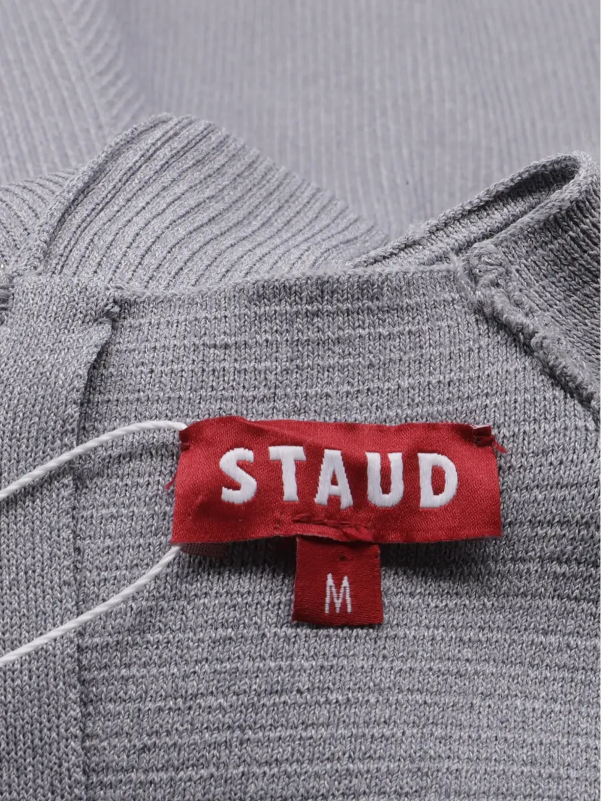 STAUD リブニット ノースリーブ ミディドレス - 画像5