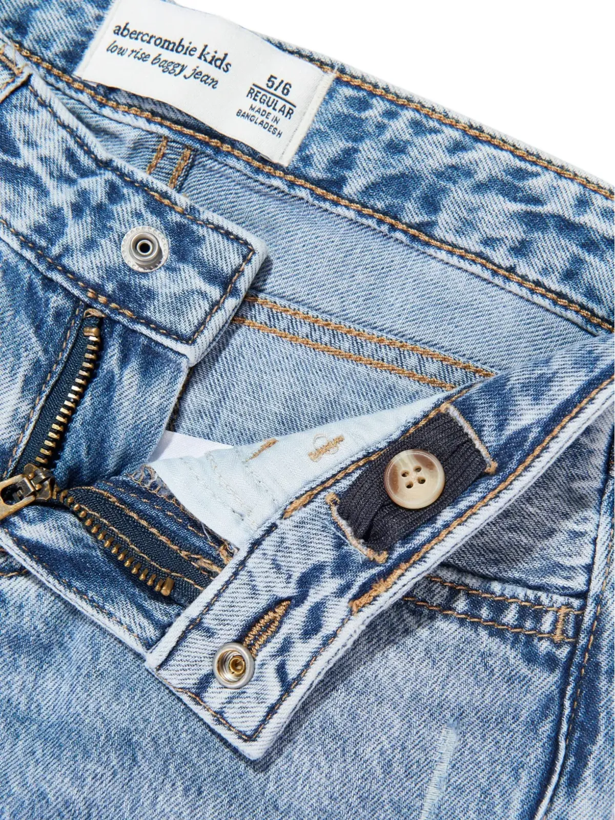 ABERCROMBIE FITCH KIDS ハートパッチ付きバギージーンズ - 画像3