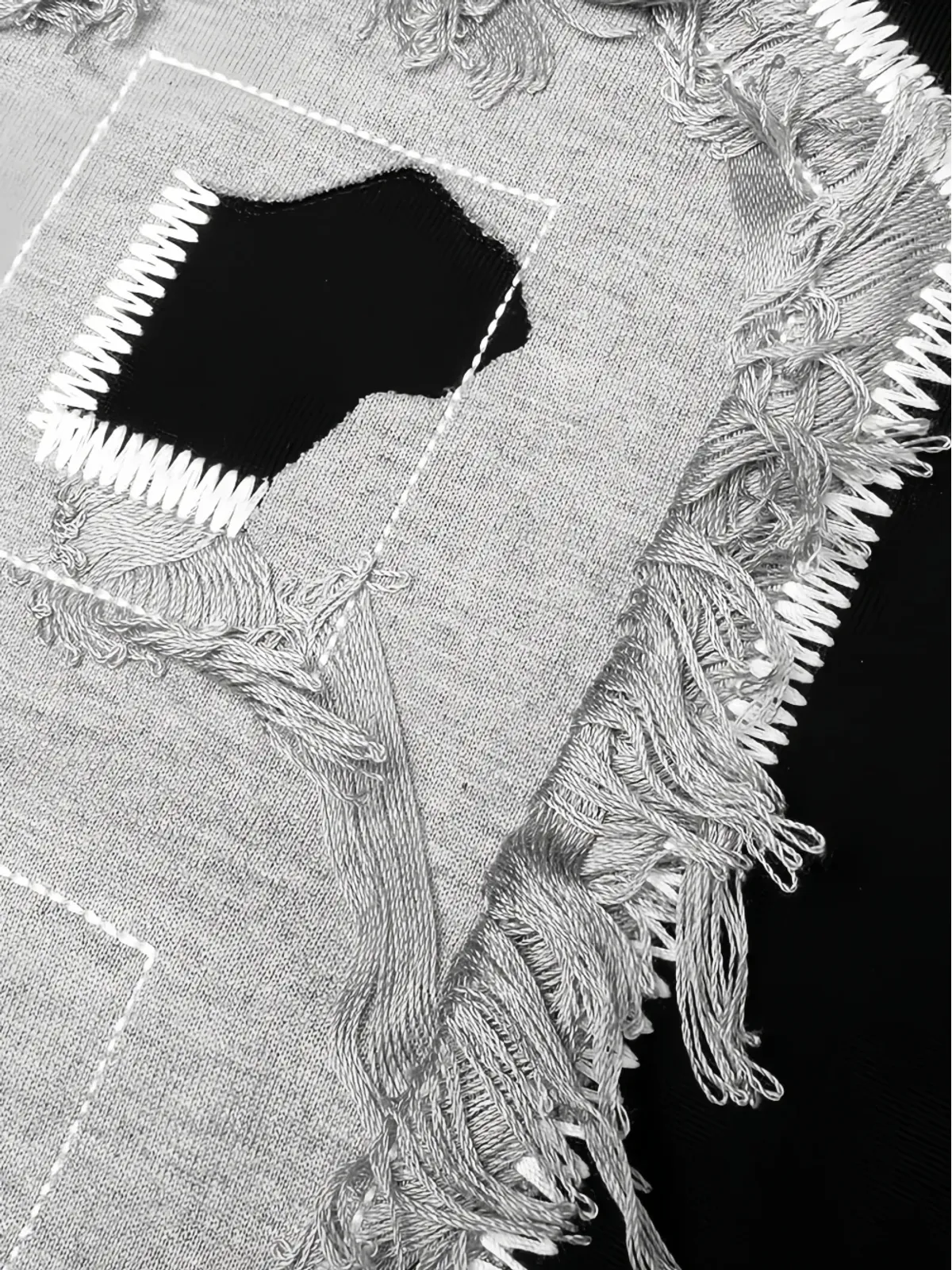 Mastermind Japan ダメージ加工パッチTシャツ ブラック - 画像3