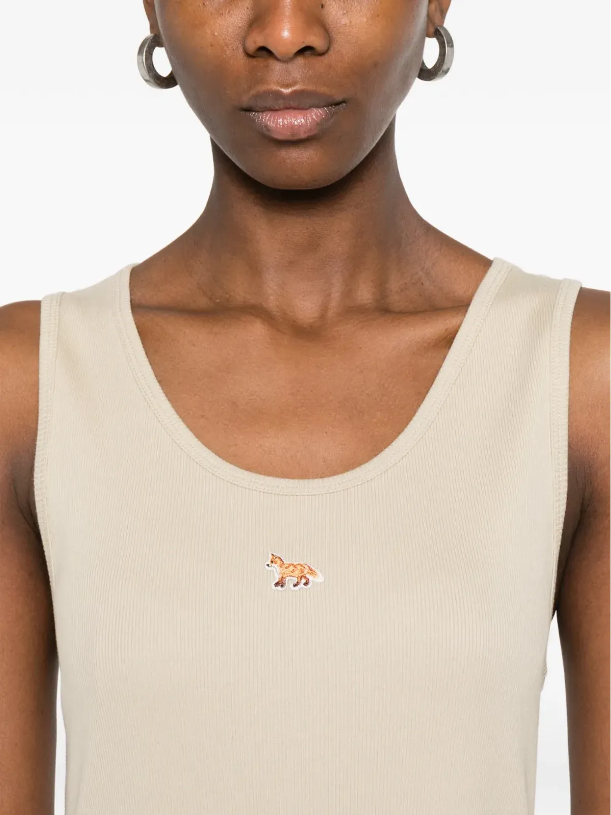 Maison Kitsuné 刺繍入り サイドスリット ミディドレス - 画像5