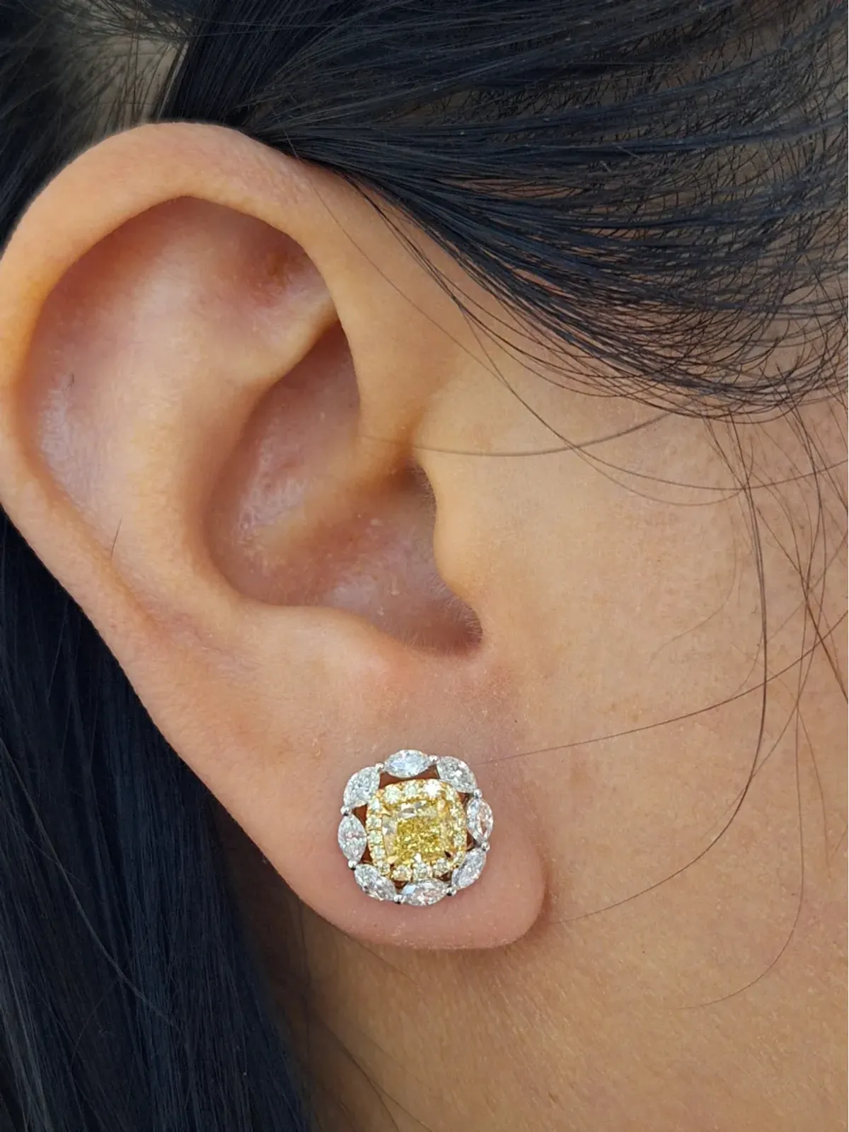 HYT Jewelry イエロー ダイヤモンドとホワイトダイヤモンド ピアス - 画像2