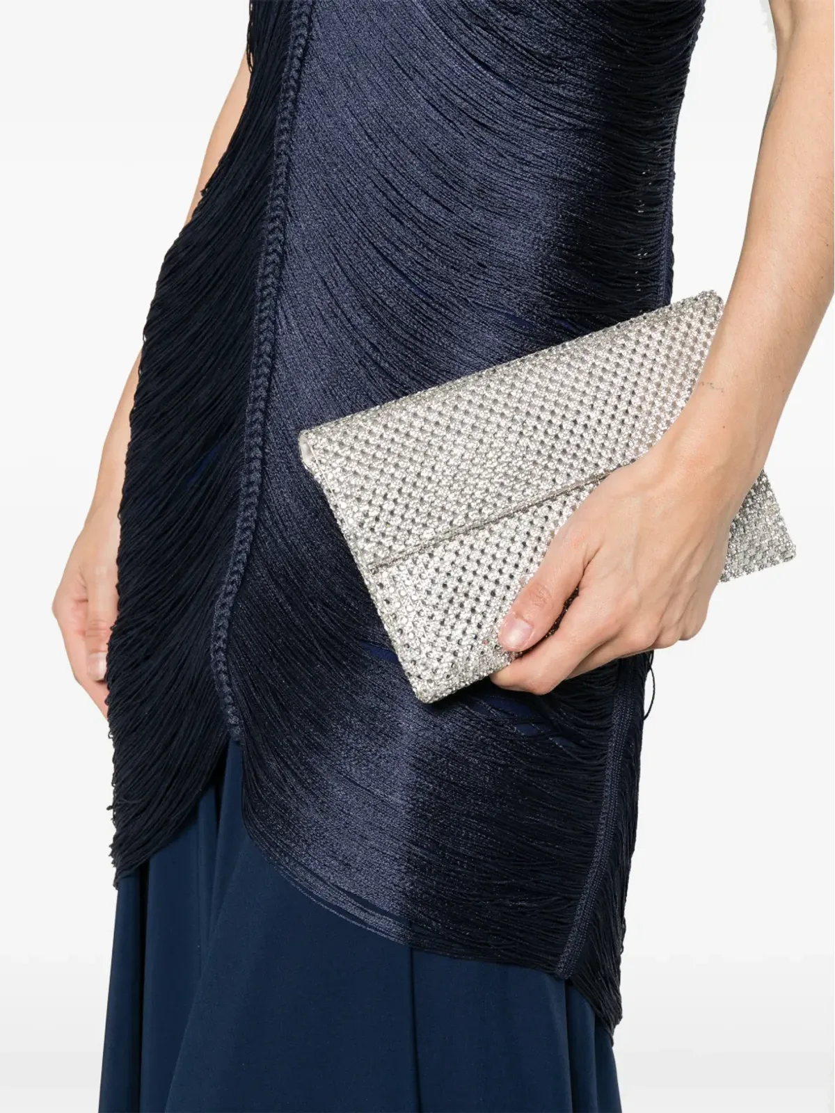 TWENTY FOURHAITCH モルナ エンベリッシュド チェーン クラッチバッグ - 画像2