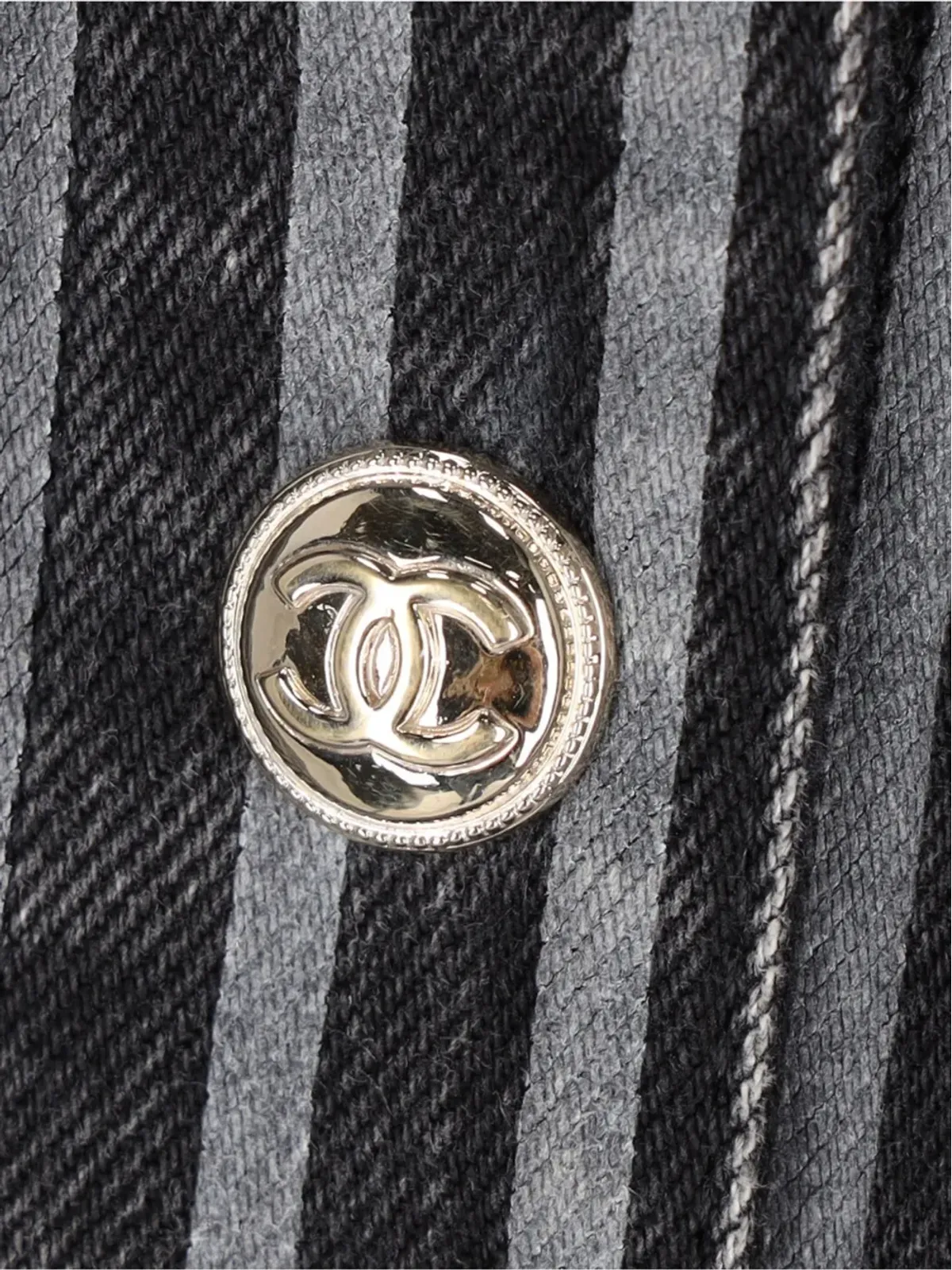 CHANEL Pre-Owned ストライプデニムジャケット - 画像4