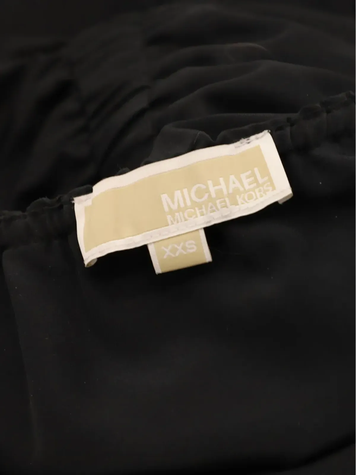Michael Kors Vintage 黒のフリル付きドローストリングジャンプスーツ - 画像3