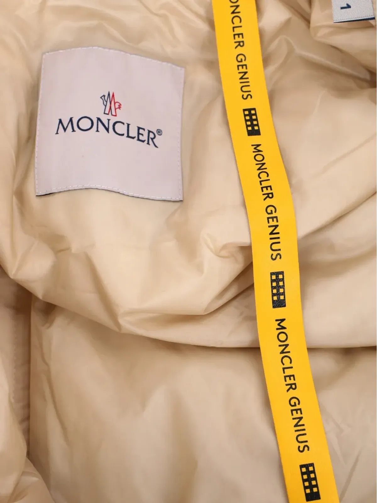 Moncler Vintage Genius 2 Camellias フード付きベスト - 画像4