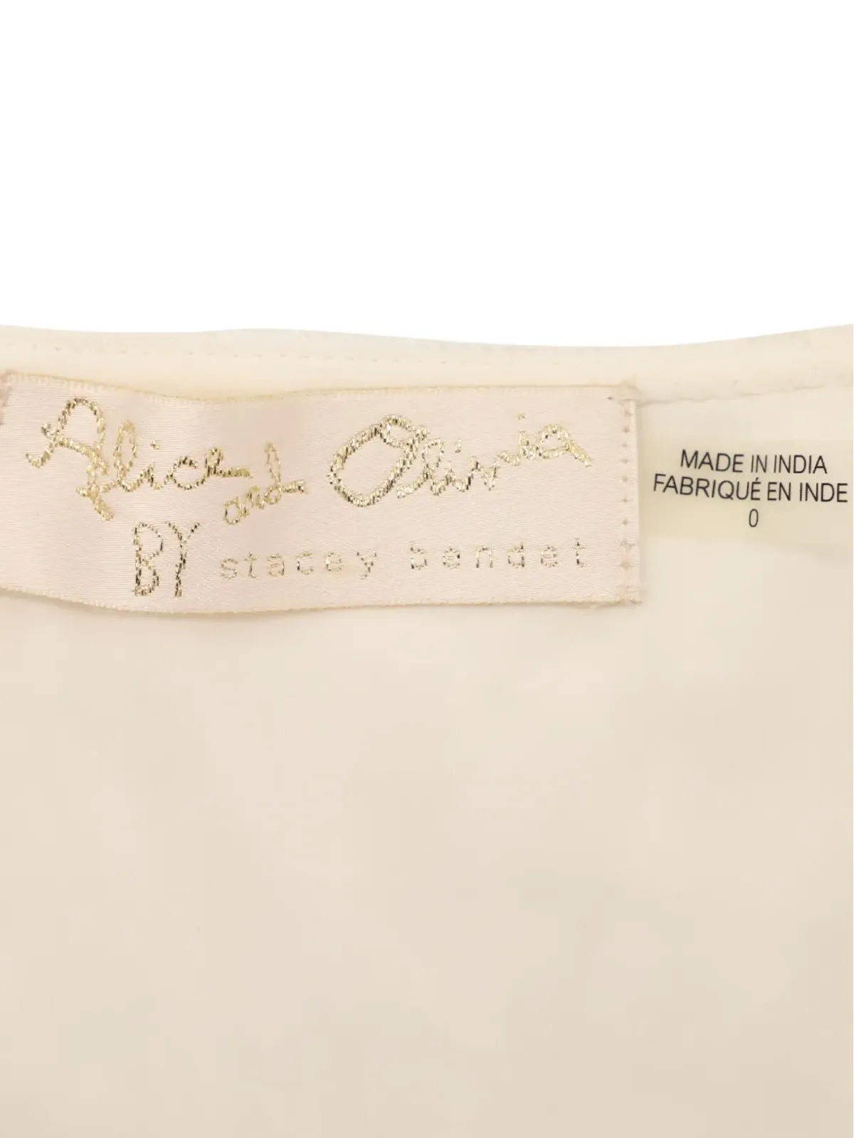 alice + olivia 装飾付きスカラップガウン（ホワイト） - 画像4