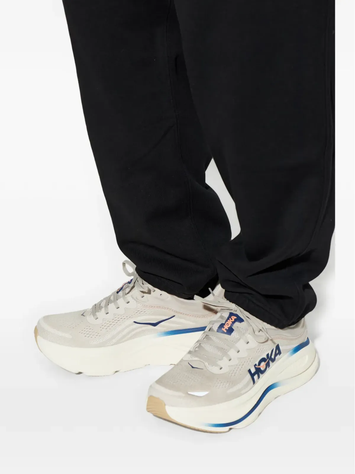 HOKA Bondi 9 ロゴウェビングスニーカー - 画像5