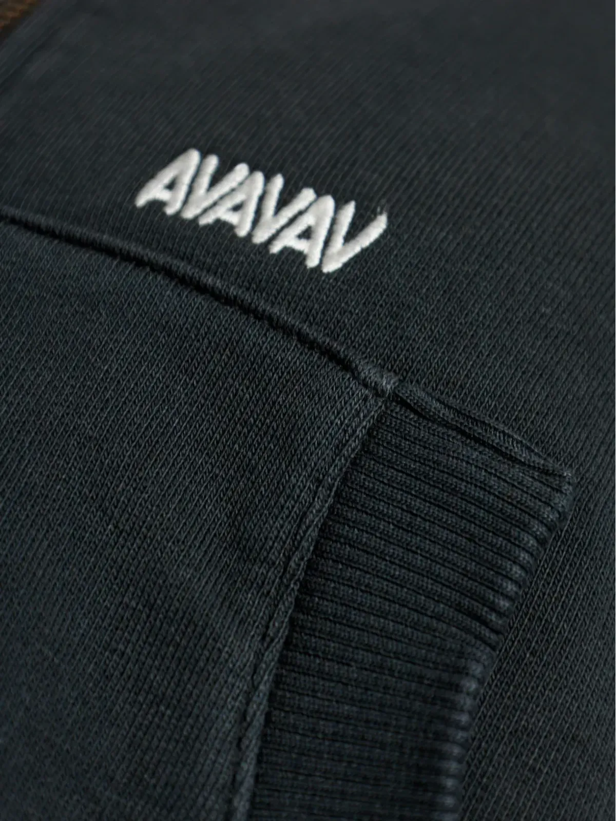 AVAVAV フード付きジップニット - 画像5