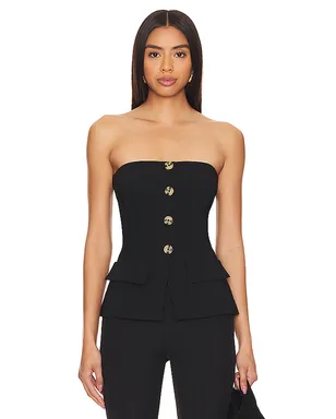 Amanda Uprichard KOURT トップ - サムネイル1