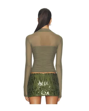 Amanda Uprichard DELILAH トップ - サムネイル3